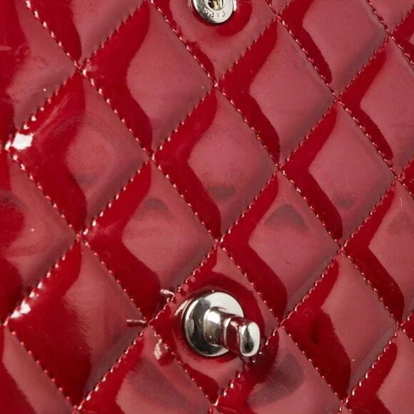 Chanel Red Quilted Patent Leather Classic Maxi Double Flap Bag - Picture 6 of 11